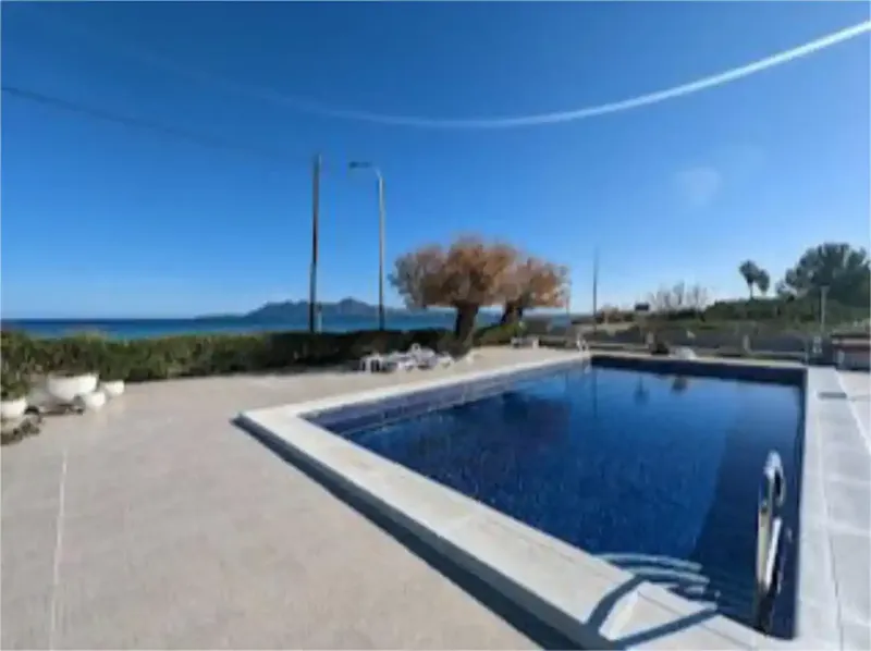 Disponible a partir de 1 de Septiembre. Apartamento en 1 linea playa, a 50 m del mar. Un lugar ideal para disfrutar de verano en las paradis — photo 2