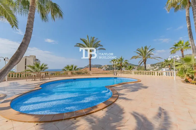 Taylor Building Real Estate presents this exclusive Mediterranean-style villa located in the prestigious area of Peguera, in Calvià, a d — photo 5