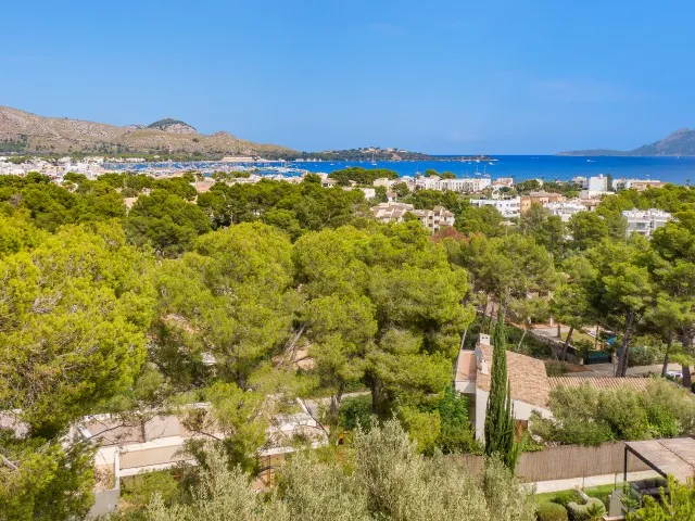 Unmissable sea view plot with project for sale in Puerto Pollensa, Mallorca — photo 6