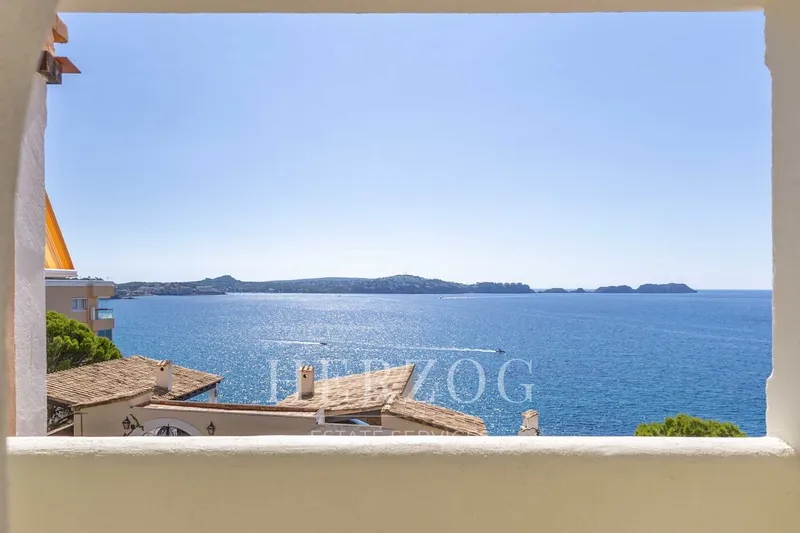 Stunning sea view apartment Cala Fornells — photo 9