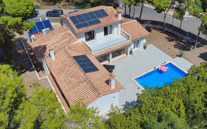 Spacious family villa in El Toro – Mediterranean living near Port Adriano — photo 5