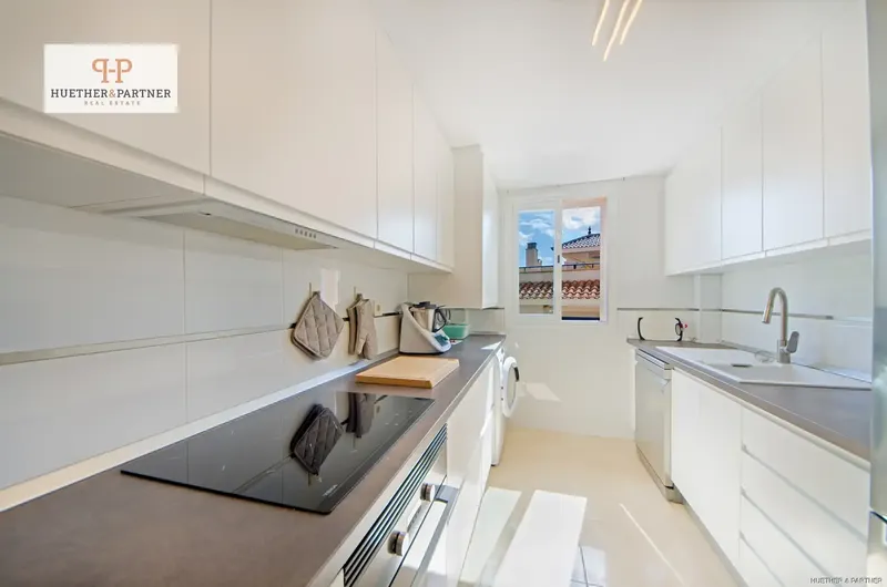Penthouse in Cales de Mallorca: this exclusive penthouse located on the coveted east coast of Mallorca combines luxurious comfort, high-quality equipment — photo 12