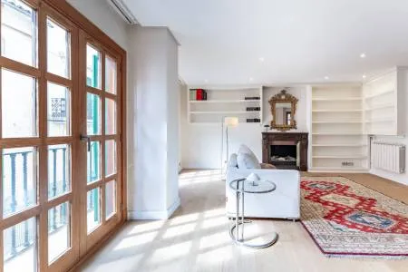 Flat - Palma de Mallorca (Cort), Built Surface 156m2, 3 Bedrooms, 2 Bathrooms, 800 Distance to the Sea, Lift. — photo 7