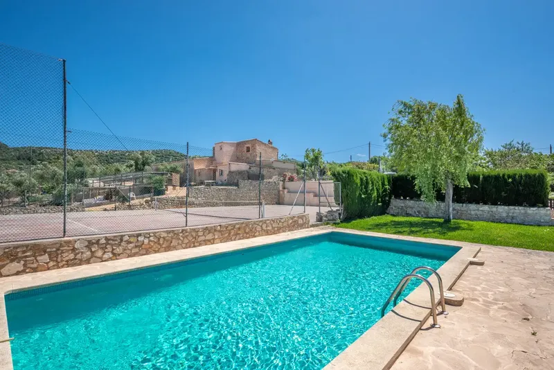 Authentic pool finca in Mallorca – rural dream location with pool, tennis court, boules + ETV license — photo 2