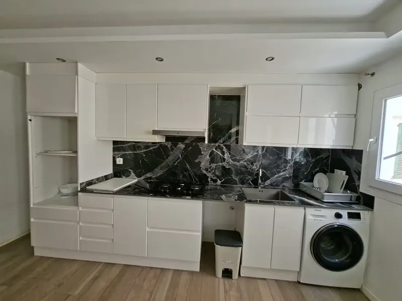 Apartment on 3rd floor with elevator. Fully renovated 6 years ago. — photo 11