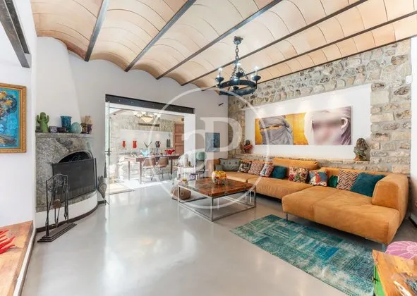Semi-detached house in Mancor de la Vall — photo 1