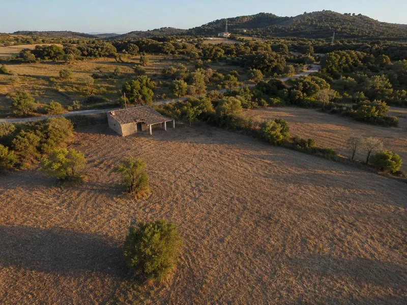 Finca with stone cottage in Artà — photo 1