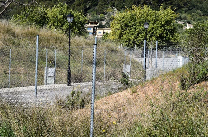 Plot for sale in Alaró with excellent construction potential — photo 2