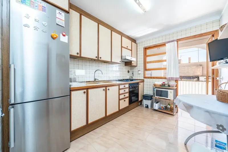 We present this bright third floor without elevator located in one of the most demanded areas of the east coast of Mallorca: Cala Millor. — photo 10