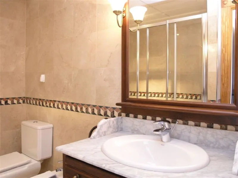 Palma de Mallorca Apartment Middle Floor — photo 8