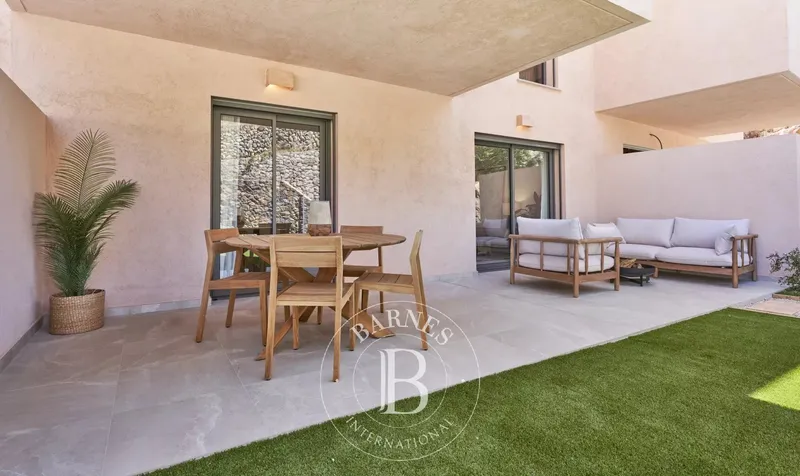 New Build Esporles Townhouse with Outdoor Spaces and Panoramic Views — photo 2