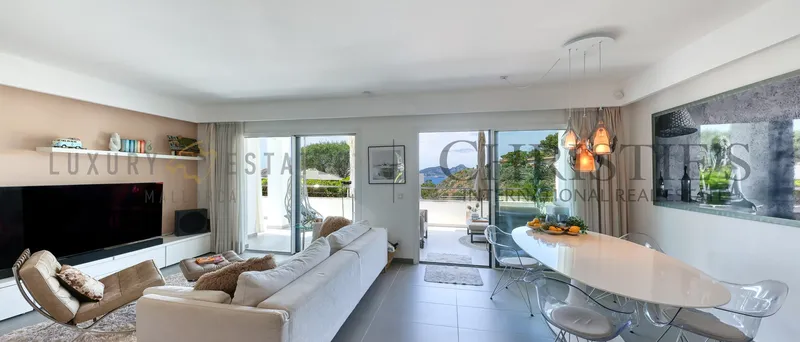 Modern sea view apartment in Port Andratx with terrace and garden — photo 7