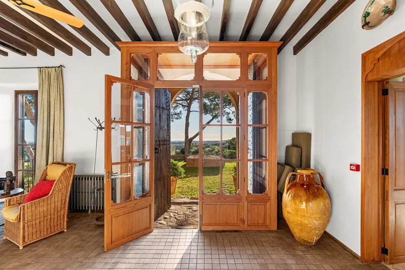 Historic Possessió with sea views near Porreres — photo 10