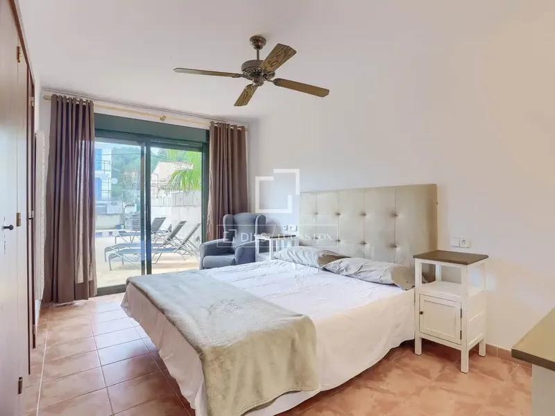 Charming townhouse a few steps from the sea in Cala Sant Vicenç — photo 2
