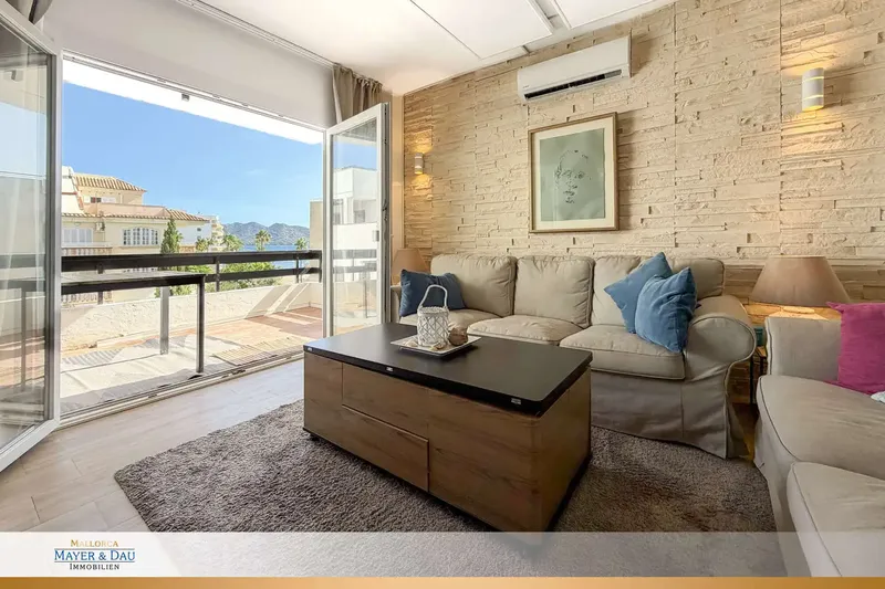Modernised flat in Cala Bona with sea views — photo 1