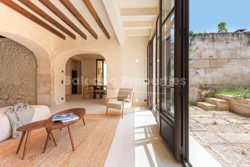 Renovated town house with pool for sale in Selva, Central Mallorca — photo 3