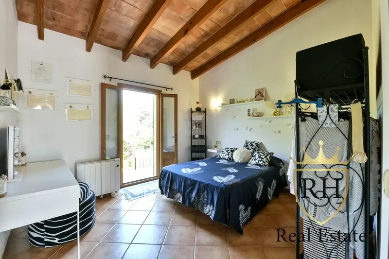 Discover this charming rustic house located in the quiet area of Arta. — photo 9