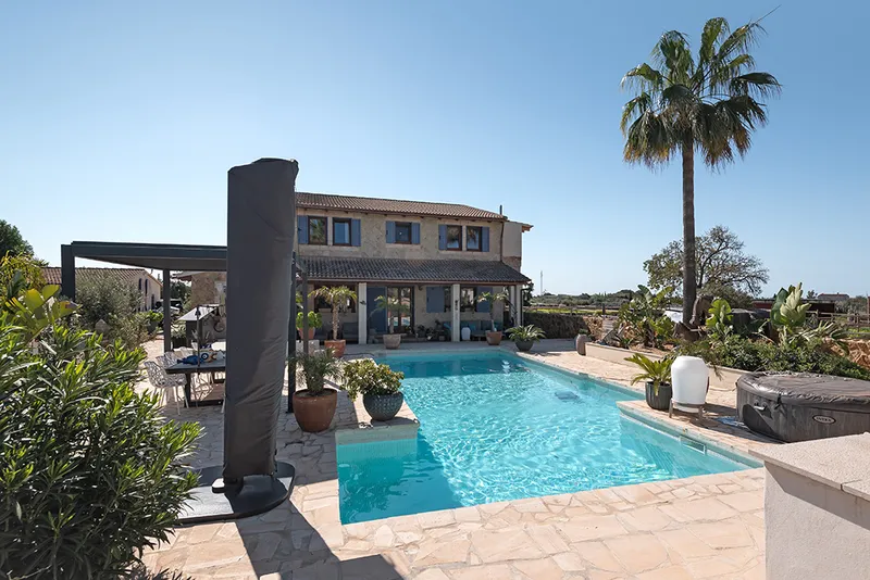 Renovated finca with pool in Galdent, Llucmajor — photo 3