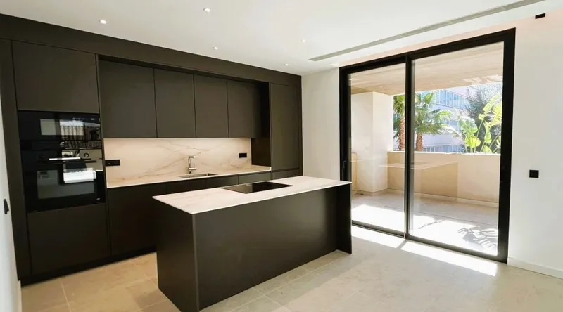 Real estate picture 0 Ref. No. 68691 — photo 10