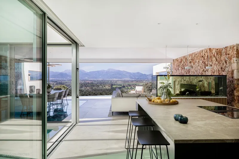 Exclusive and minimalist high tech town house in the heart of Costitx with the most spectacular views — photo 3