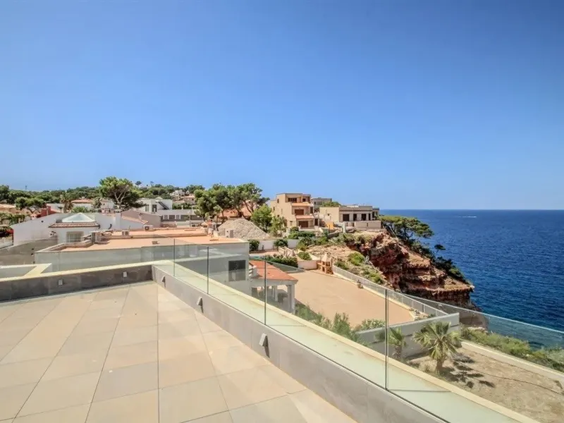 Exclusive luxury villa on the first sea line at the marina — photo 7
