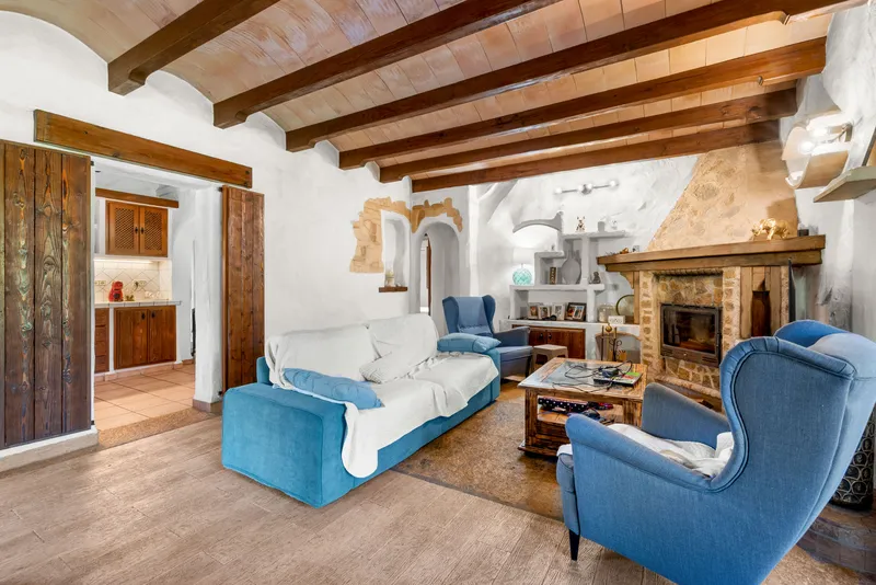 Beautifully situated, rustic finca for sale in Calvia — photo 2
