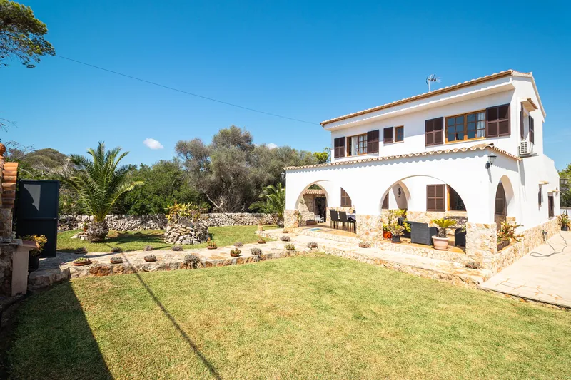 Chalet in Cala Llombards near the beach — photo 6