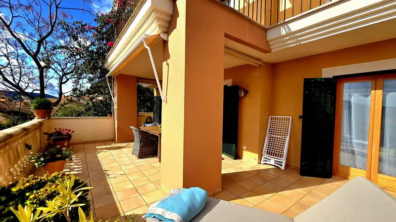 Top property with stunning sea views — photo 11