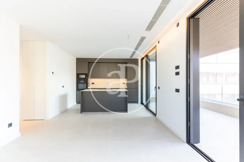 Exceptional Design Luxury Apartments with Pool Next to Bellver — photo 2