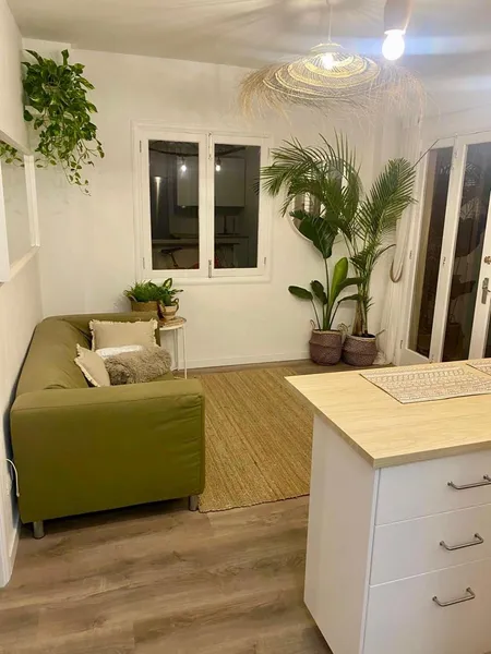 Ground floor in Cala Millor, second line from the sea, with terrace — photo 1