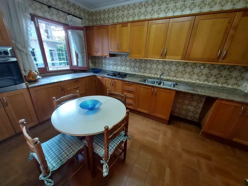 Building for sale on Baix des Cos street, with two floors and attic and terraces, the second floor is an open-plan space, the first floor is — photo 11