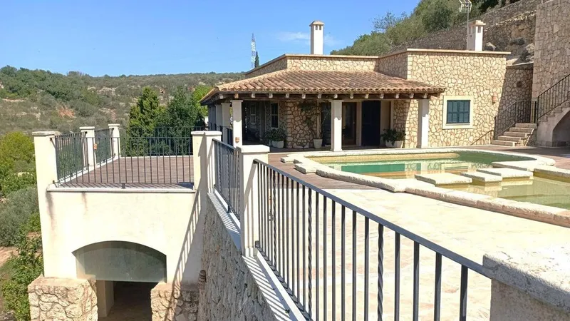 Rural or Farmhouse in Palma de Mallorca, Province of Balearic Islands — photo 5