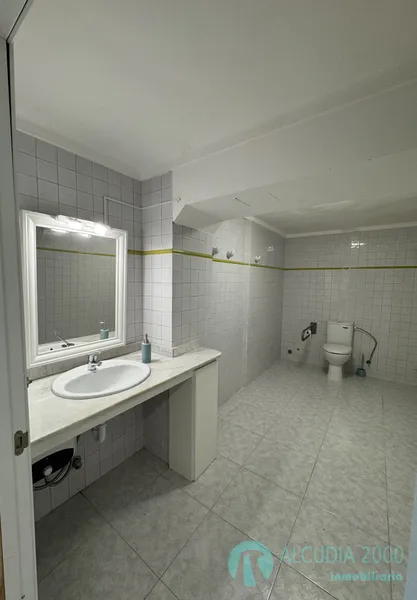Business premise — photo 10