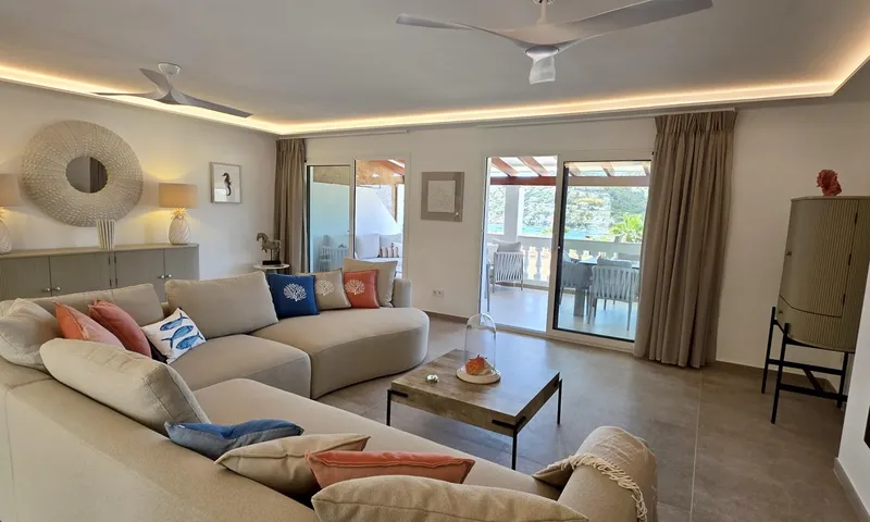 Modern villa with views over the bay of Port d'Andratx — photo 7