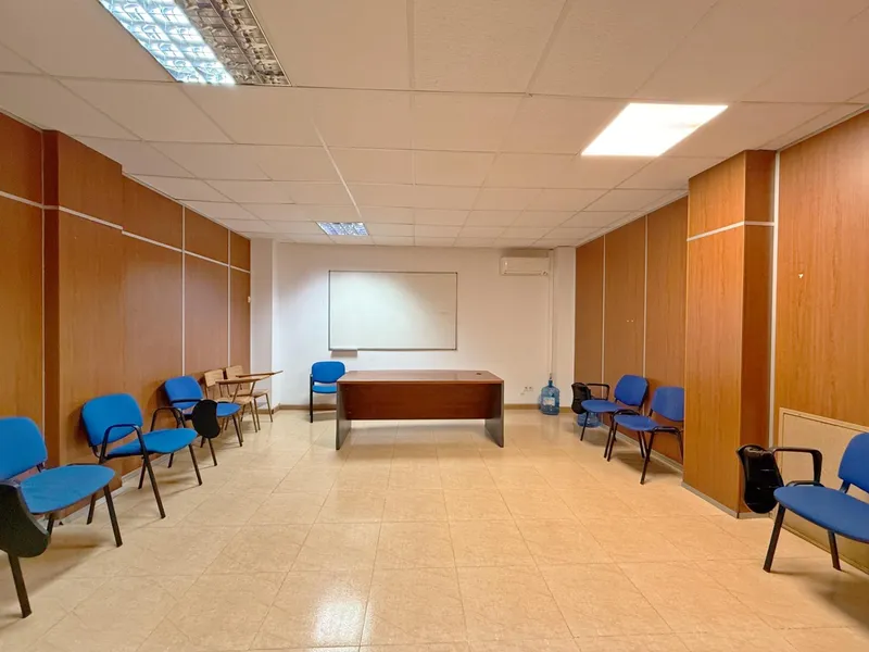 Commercial premises — photo 1