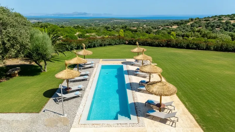 A magical sanctuary situated in an elevated and privileged location with views of the entire Alcúdia Bay. — photo 5