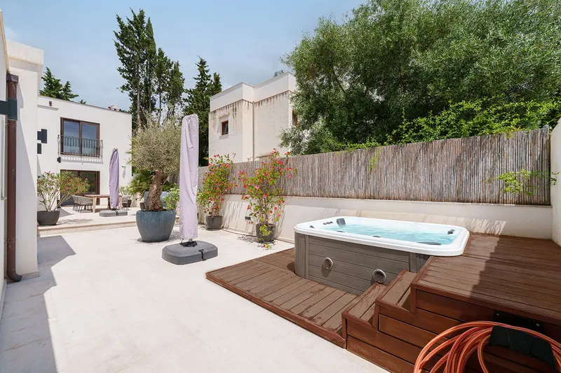 Exclusive townhouse in a prime residential location — photo 3