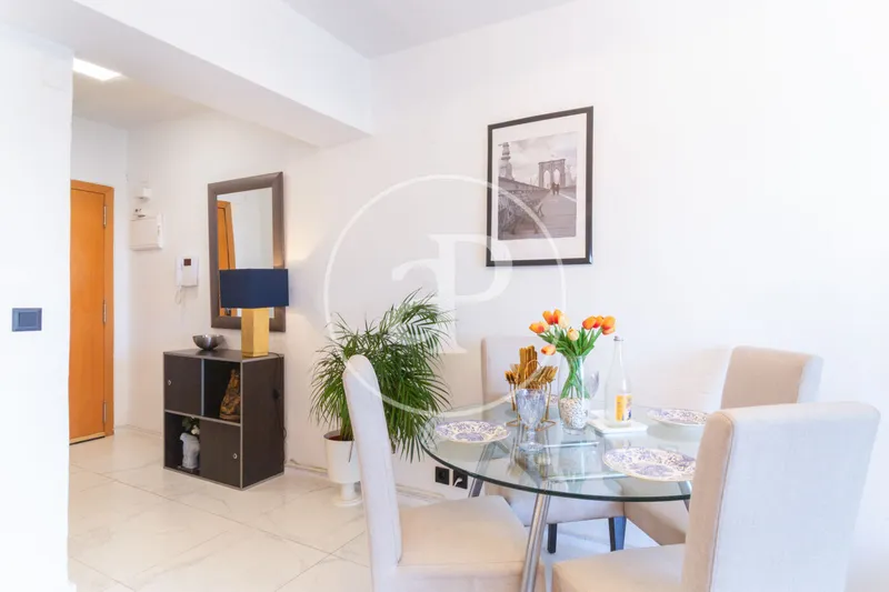 Flat for rent with Terrace in Ciutat Jardí (Valencia) — photo 8