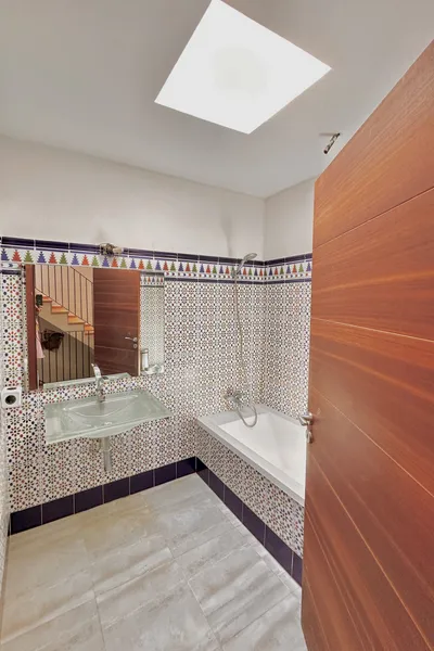 Renovated Townhouse — photo 10