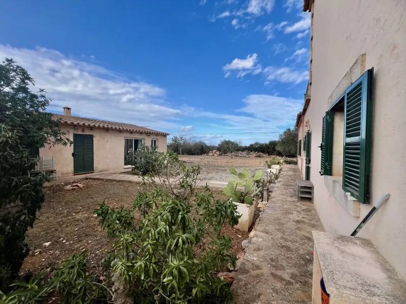 Rustic Finca 4 bedrooms + 1 exterior, from s'Alqueria Blanca to Mondragó — photo 8