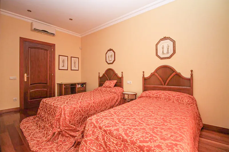 Wonderful villa with garden and pool in Costa de la Calma Mas — photo 12