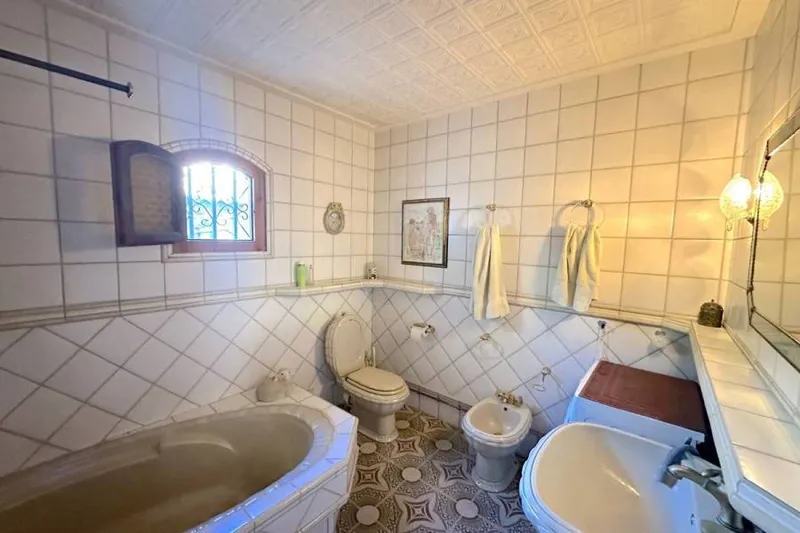 Rustic Finca in Sencelles – Mediterranean Retreat with Character — photo 11