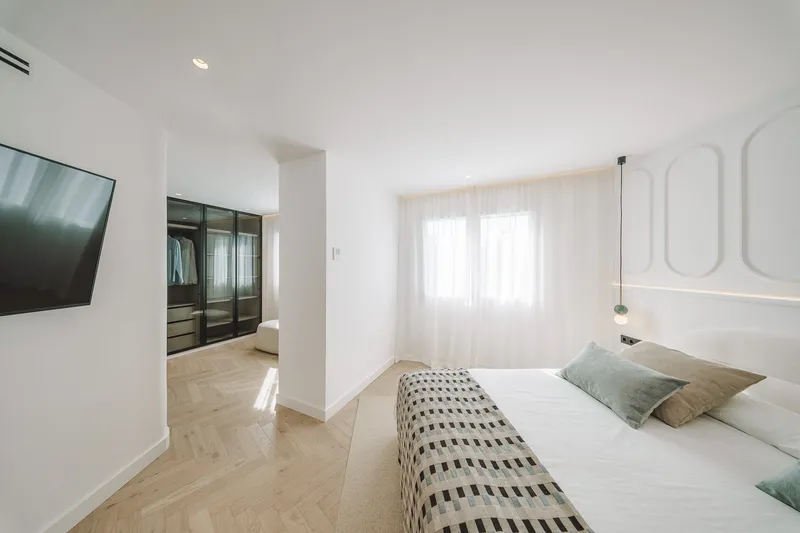 Fantastic brand-new apartment next to Ramblas — photo 11