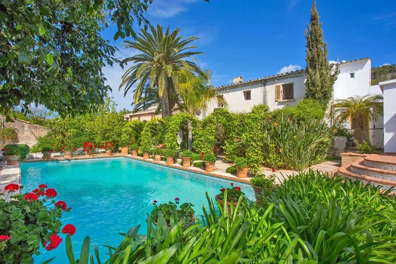 Townhouse in Calvià, Province of Balearic Islands — photo 2