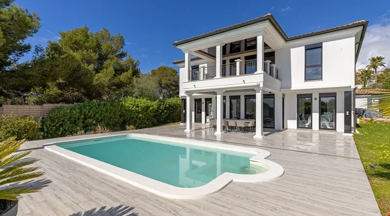Stately Mediterranean Villa with Private South-Facing Pool in Santa Ponsa — photo 2