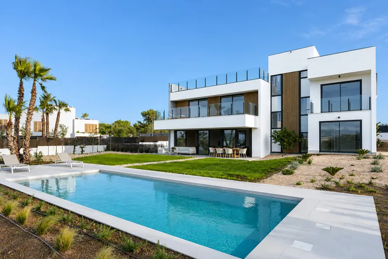 Modern luxury villa with panoramic views in Son Gual, Palma — photo 3