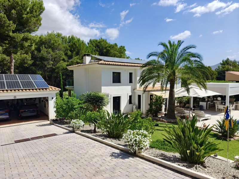 Cozy Villa for Sale in Santa Ponsa — photo 11