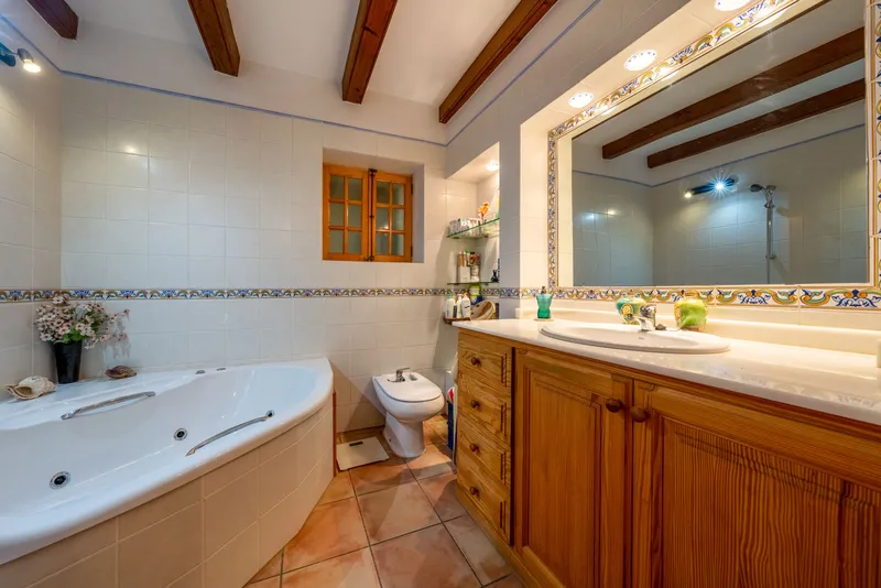 Townhouse on the edge of Andratx with wonderful mountain views — photo 10