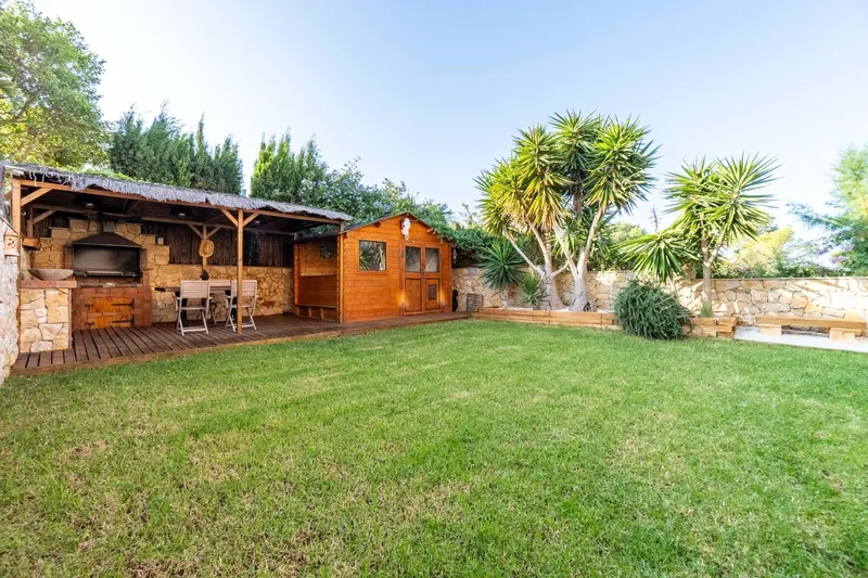 Semi-detached house with panoramic views — photo 11