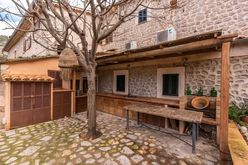 Charming natural stone finca in Sóller completely renovated in rustic style, offers wonderful mountain views — photo 9